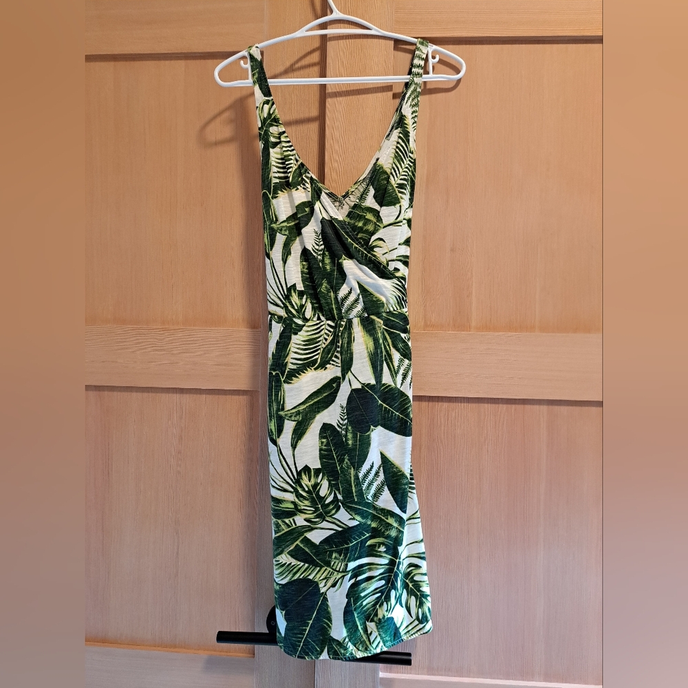 Tropical Palm Leaf Maxi Dress in Green & White